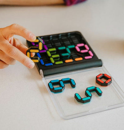 SmartGames IQ Digits - Slim Rekenpuzzelspel