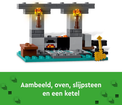 LEGO Minecraft Het Atelier van de Wapenmaker - 21252