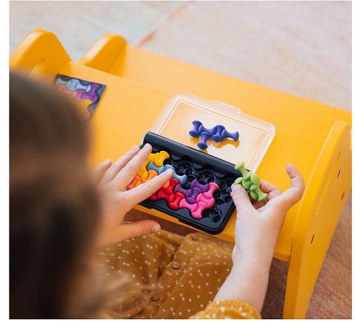 SmartGames IQ Waves - 120 Uitdagingen Reisspel