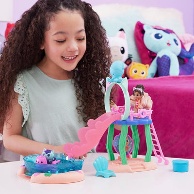 Gabby's Poppenhuis Cattastic Zwembad Speelset met Figuren