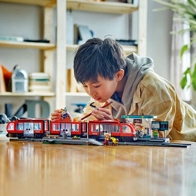 LEGO City Tram en Station - 60423