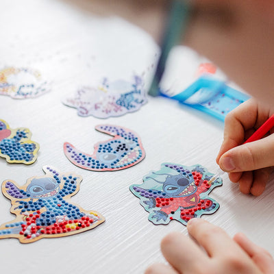 Totum Disney Stitch Magneten & Sleutelhanger Set