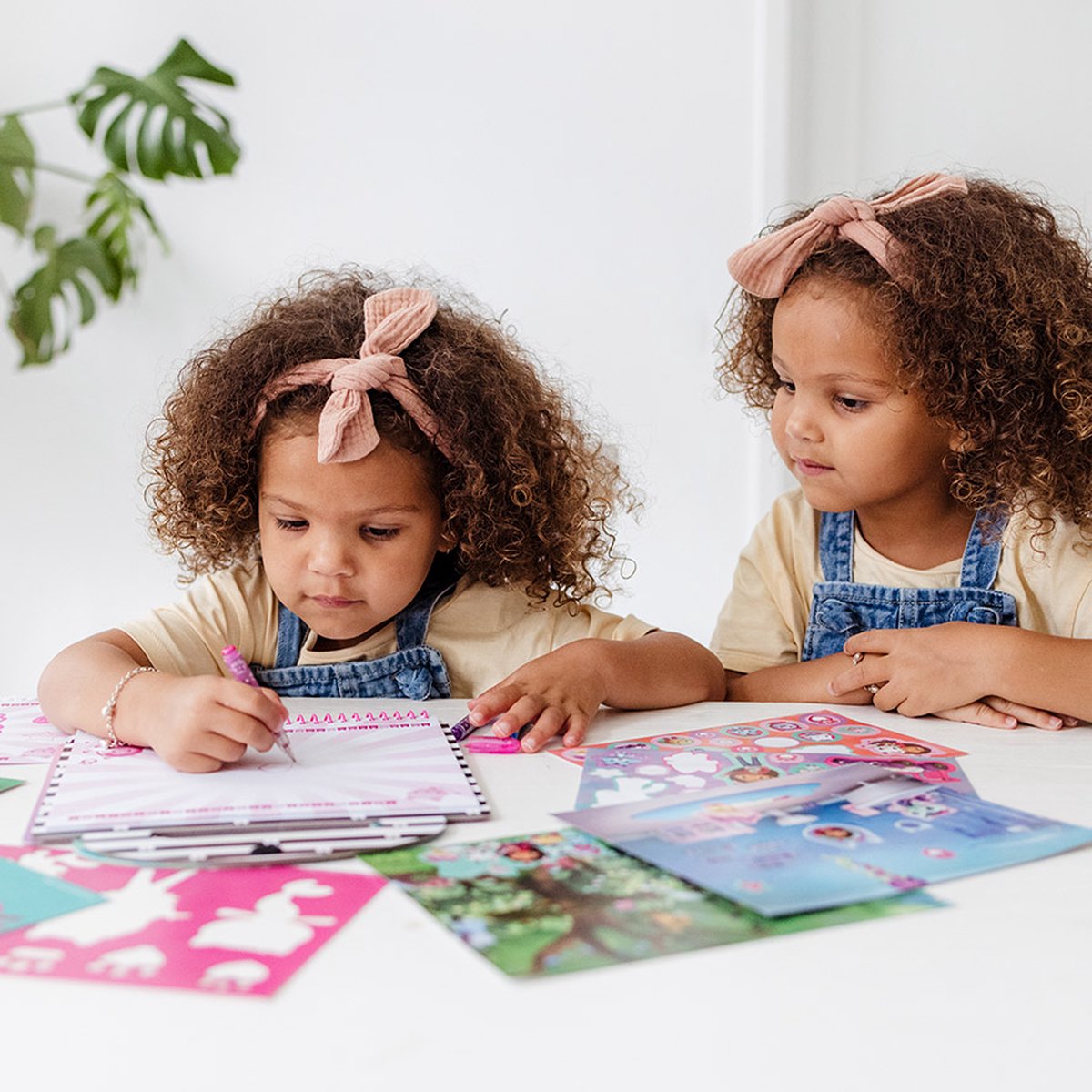 Totum Gabby's Poppenhuis Activiteitenboek met Stickers