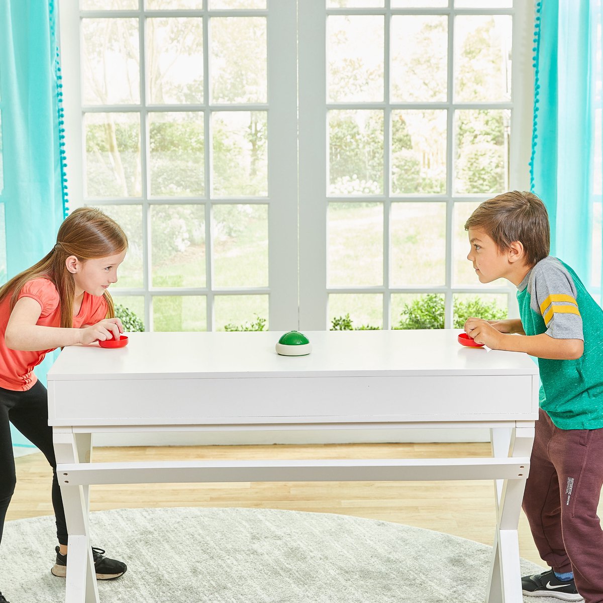 EPOCH Games Super Mario Hover Schelp Strike Spel