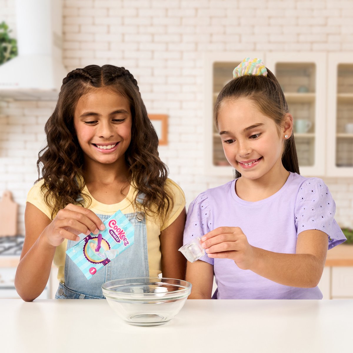 Moose Toys Cookeez Makery Freezy Cakez Interactieve Knuffel