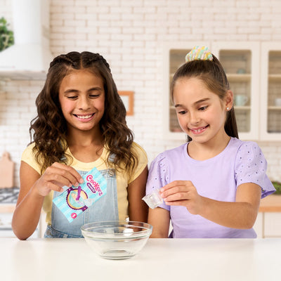 Moose Toys Cookeez Makery Freezy Cakez Interactieve Knuffel