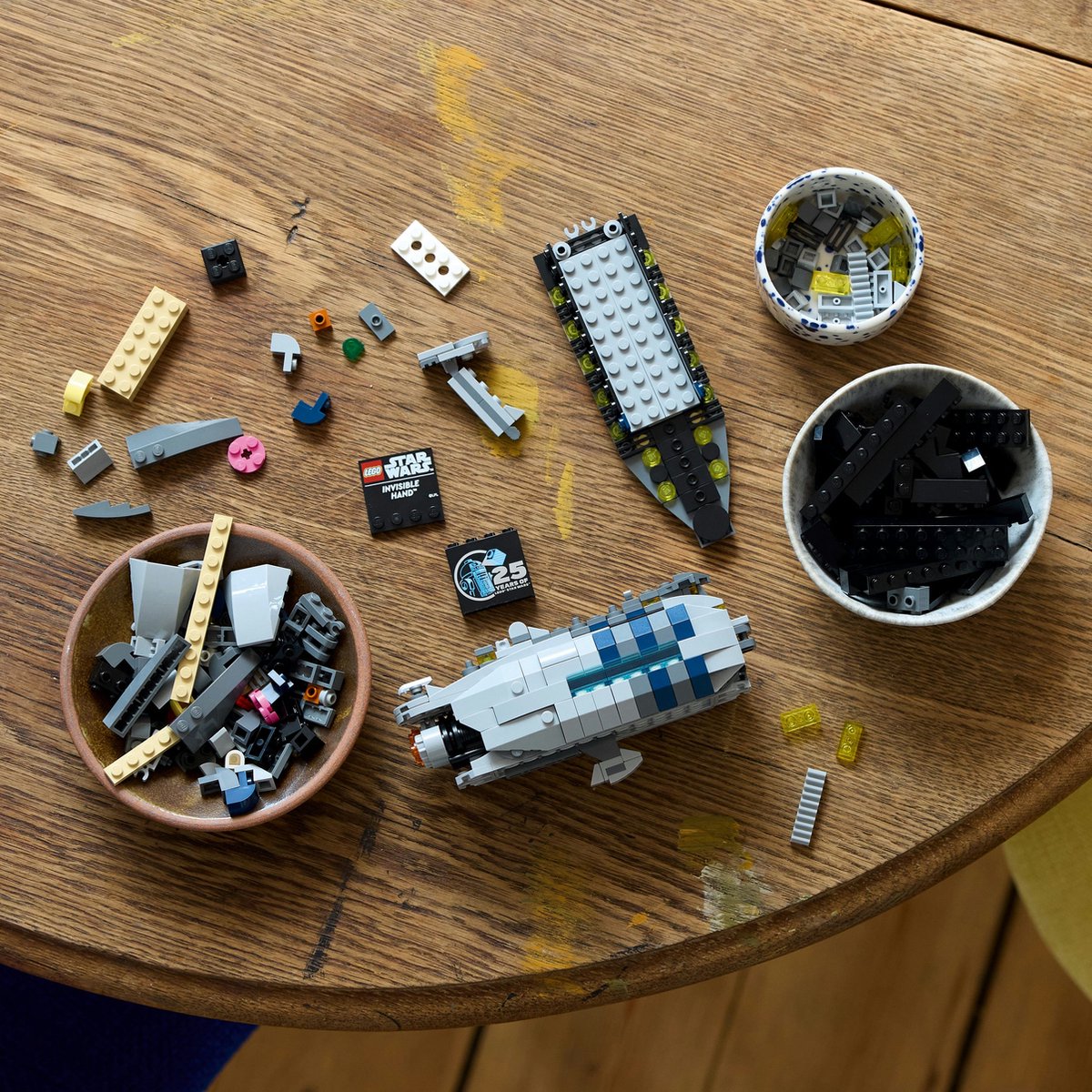 LEGO Star Wars De Onzichtbare Hand - 75377