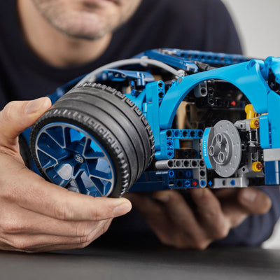 LEGO Technic Luxe Bugatti Chiron Bouwset - 42083