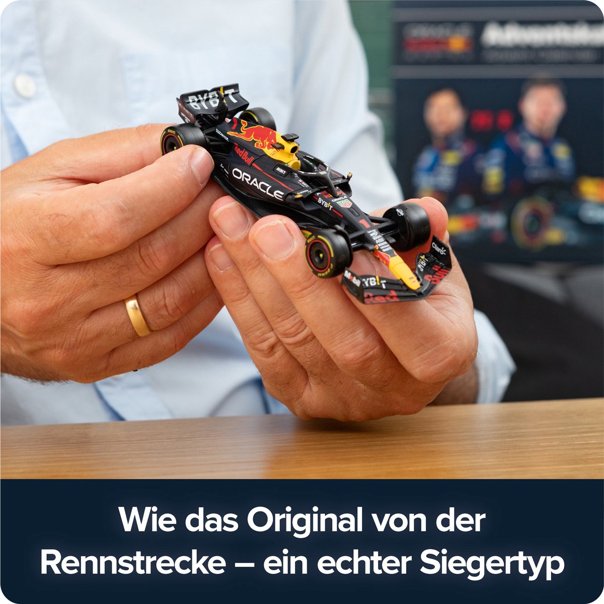 Franzis 1:43 Oracle Red Bull Racing RB19 F1 Adventskalender