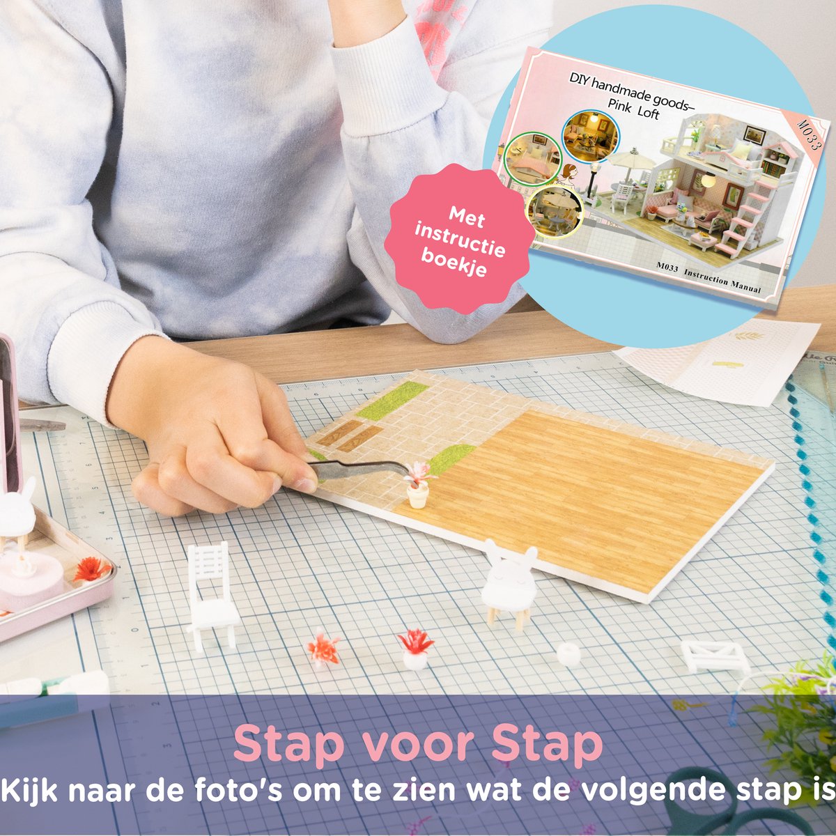 Crafts&Co Miniatuur Poppenhuis Kit - Roze Slaapkamer