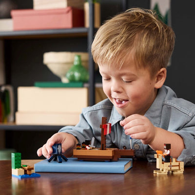 LEGO Minecraft Piratenschip Avontuur - 21259