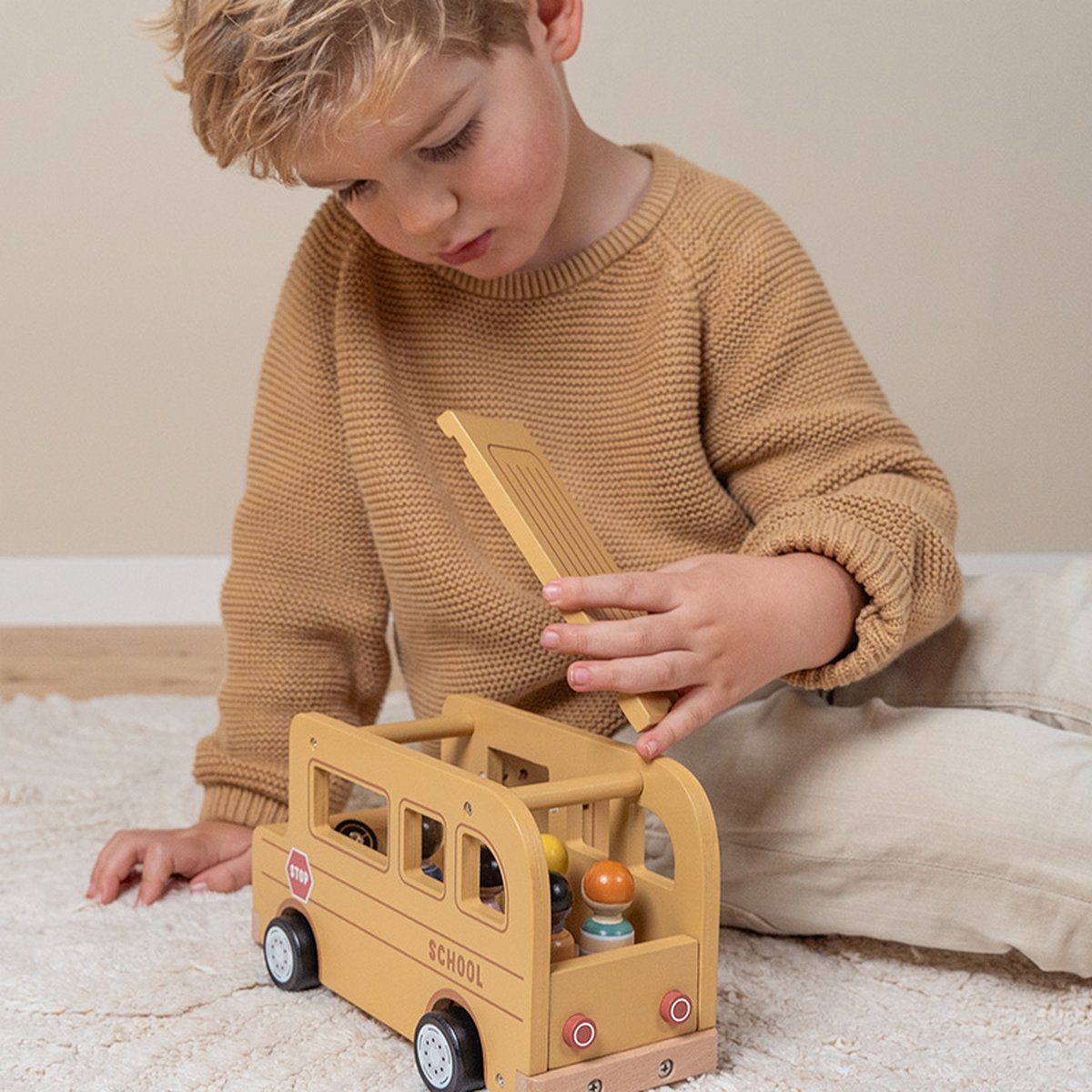 Little Dutch Houten Schoolbus met Figuren FSC