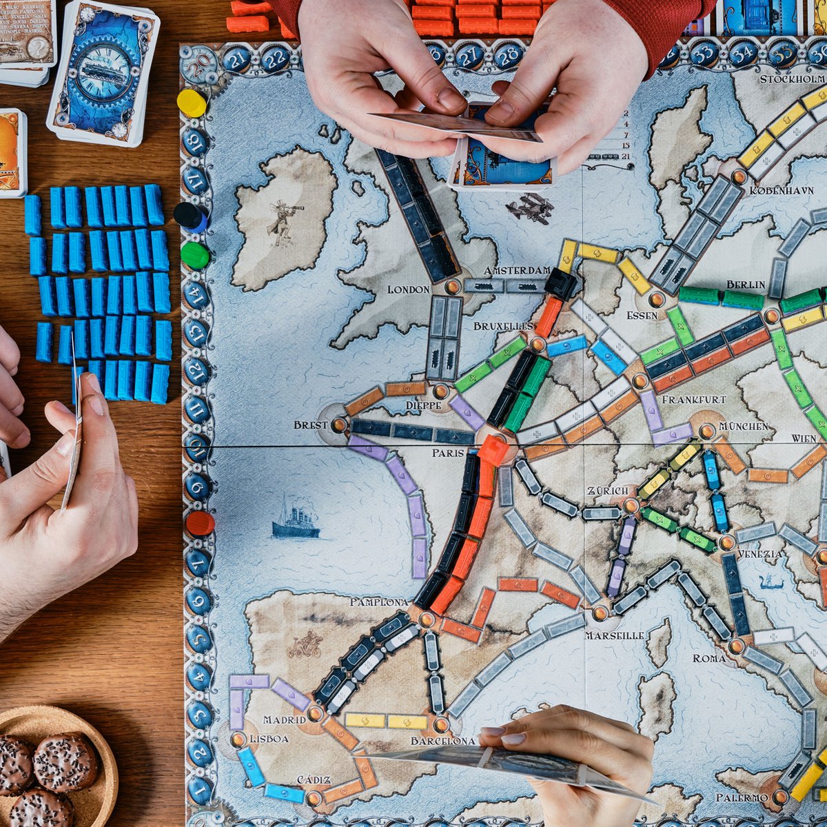 Days of Wonder Ticket to Ride - Europa Bordspel Strategie