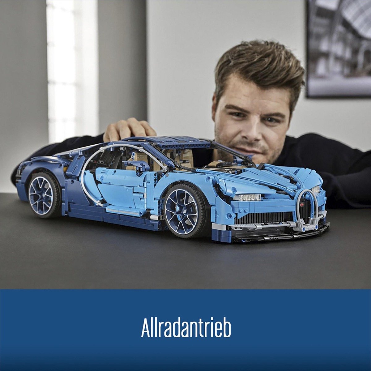 LEGO Technic Luxe Bugatti Chiron Bouwset - 42083