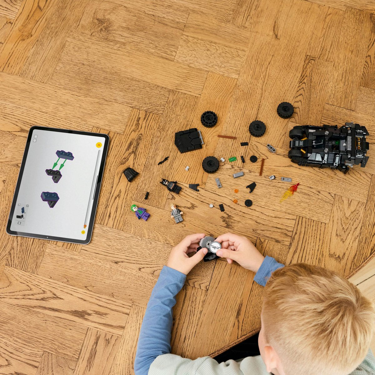 LEGO DC Batman Tumbler vs. Two-Face & Joker - 76303