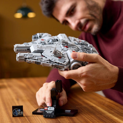 LEGO Star Wars Millennium Falcon Avonturen - 75375