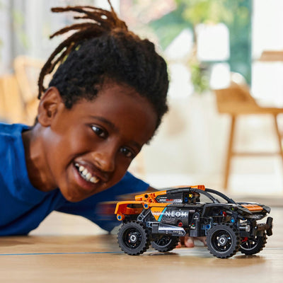 LEGO Technic NEOM McLaren Extreme E Raceauto - 42166