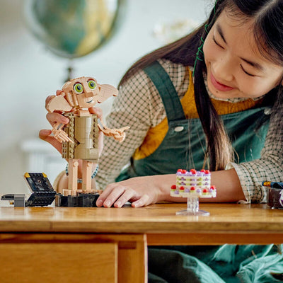 LEGO Harry Potter Dobby de Huiself Figurenset - 76421