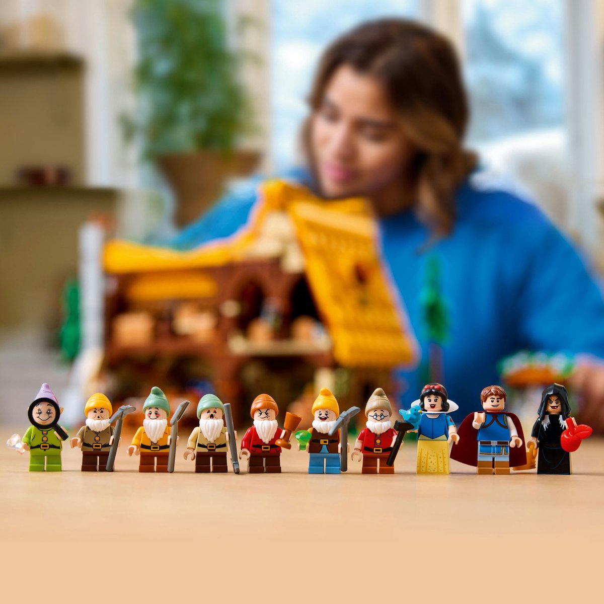 LEGO Disney Sneeuwwitje en de Zeven Dwergen Huis - 43242