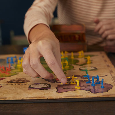 Hasbro Gaming Risk - Strategisch Bordspel Avontuur