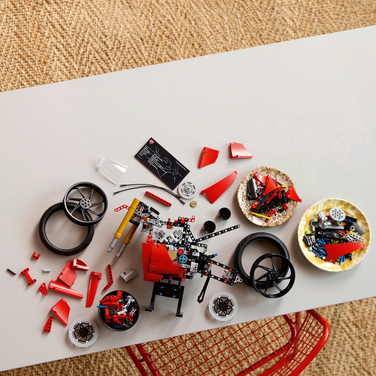 LEGO Technic Ducati Panigale V4 S Motorfiets - 42202