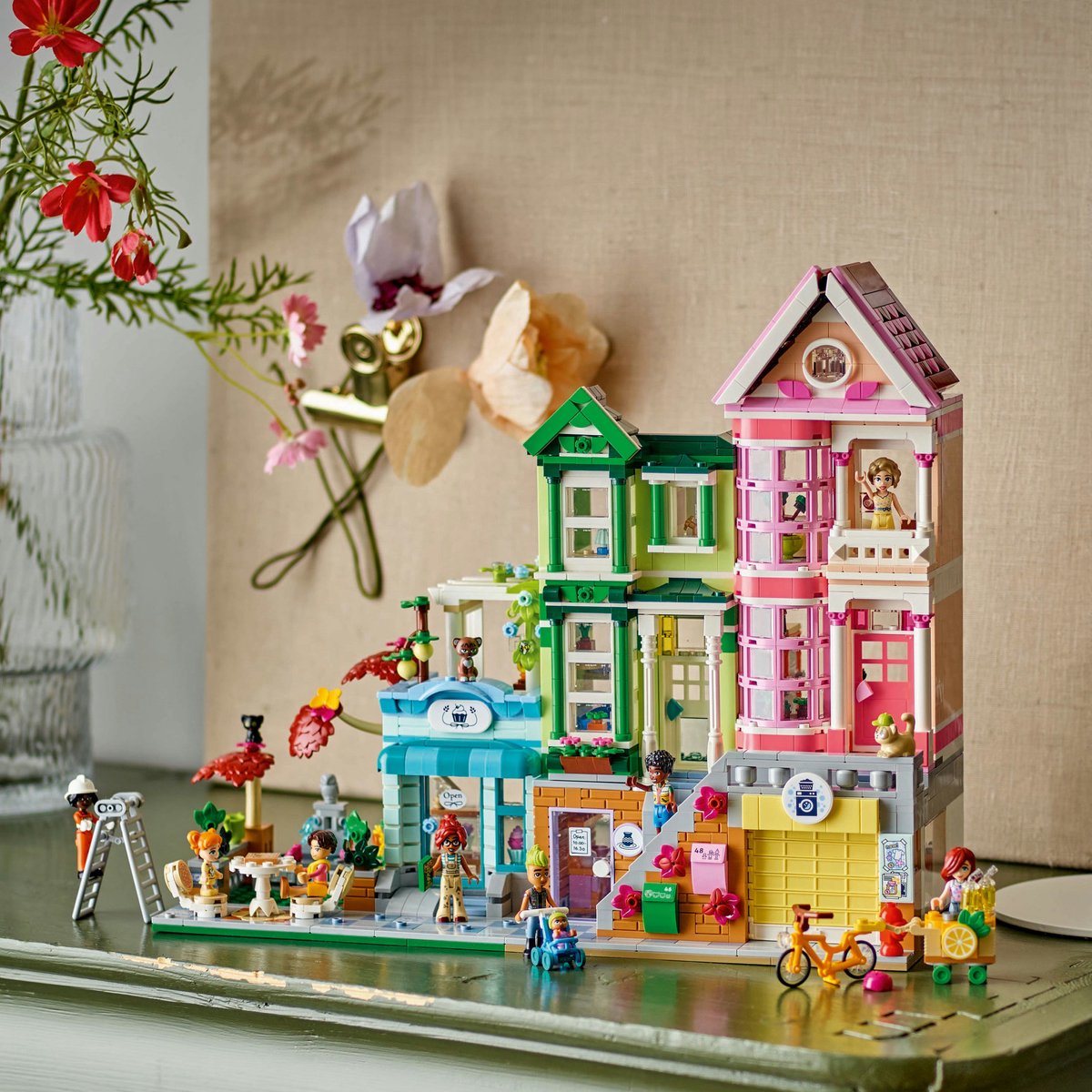 LEGO Friends Heartlake City Appartementen & Winkels - 42670