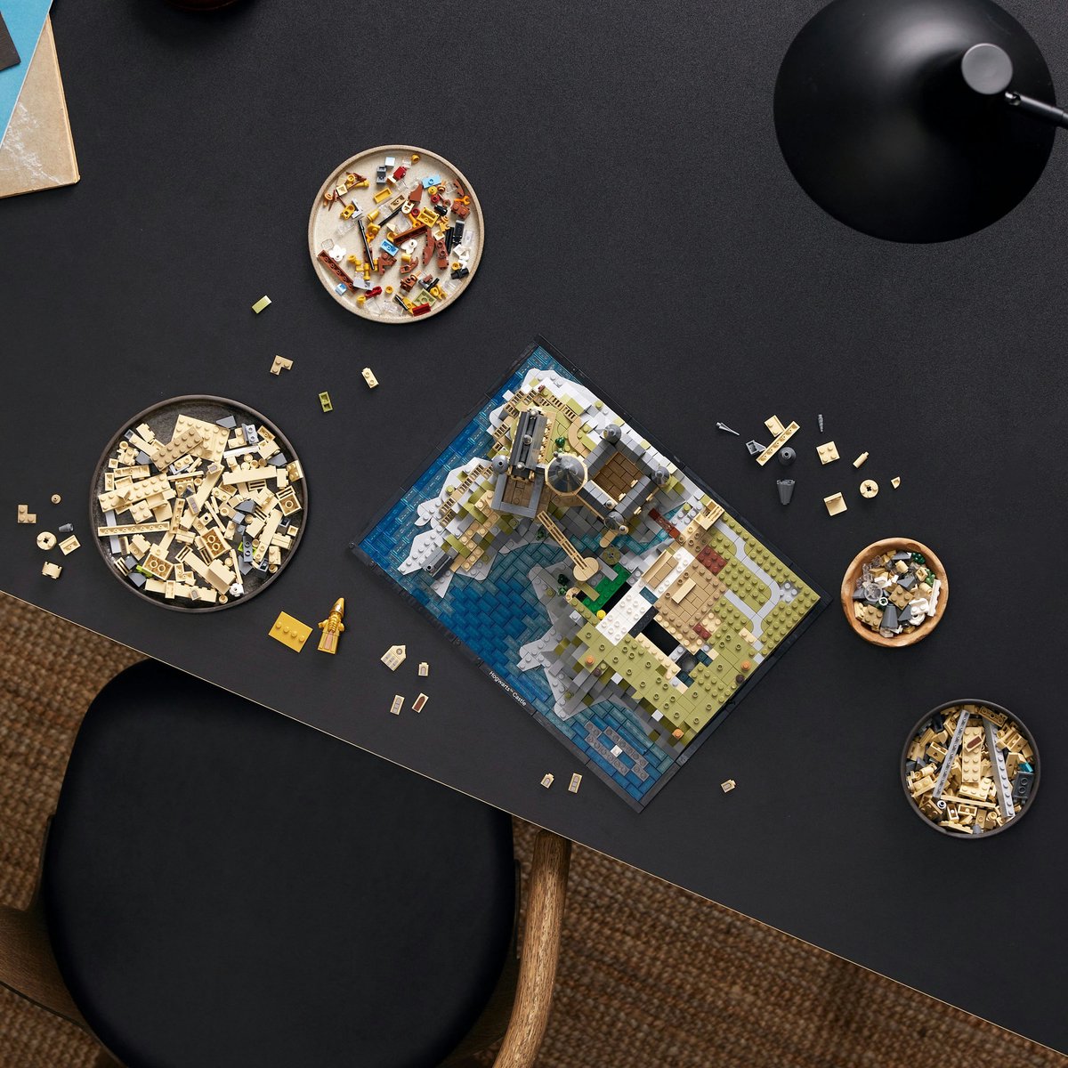 LEGO Harry Potter Kasteel & Tuinen van Zweinstein - 76419