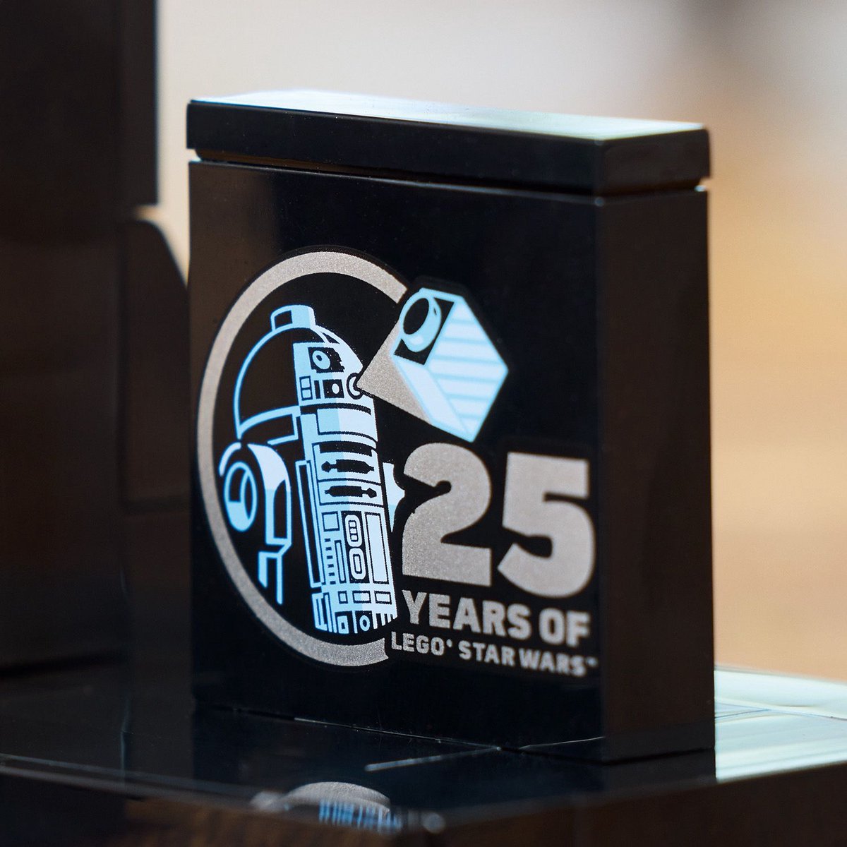 LEGO Star Wars De Onzichtbare Hand - 75377