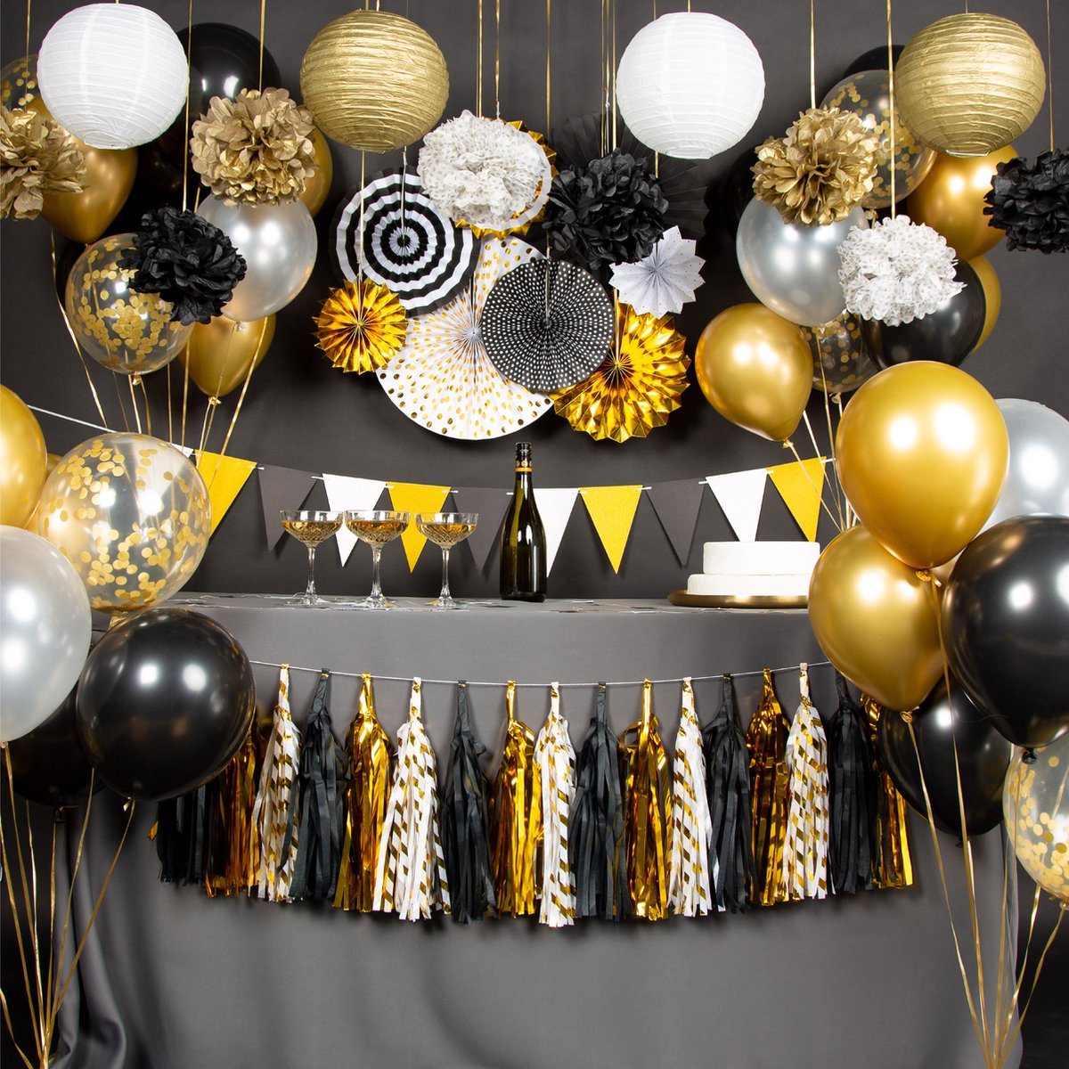 Fissaly Feestdecoratieset Goud, Zwart & Wit - 76 Stuks