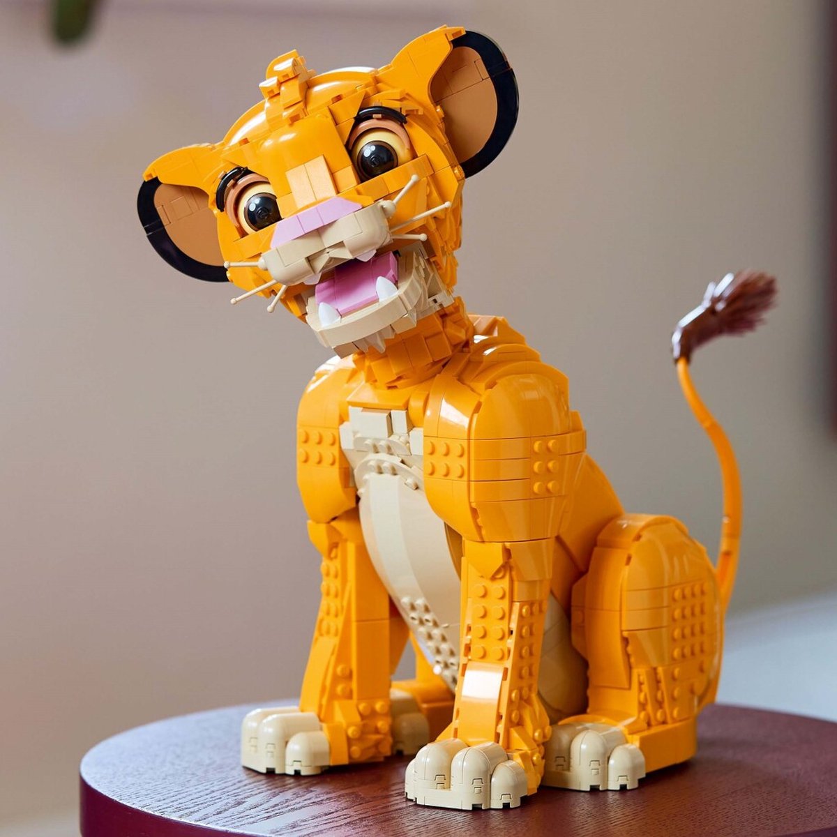 LEGO Disney De Jonge Simba uit De Leeuwenkoning - 43247