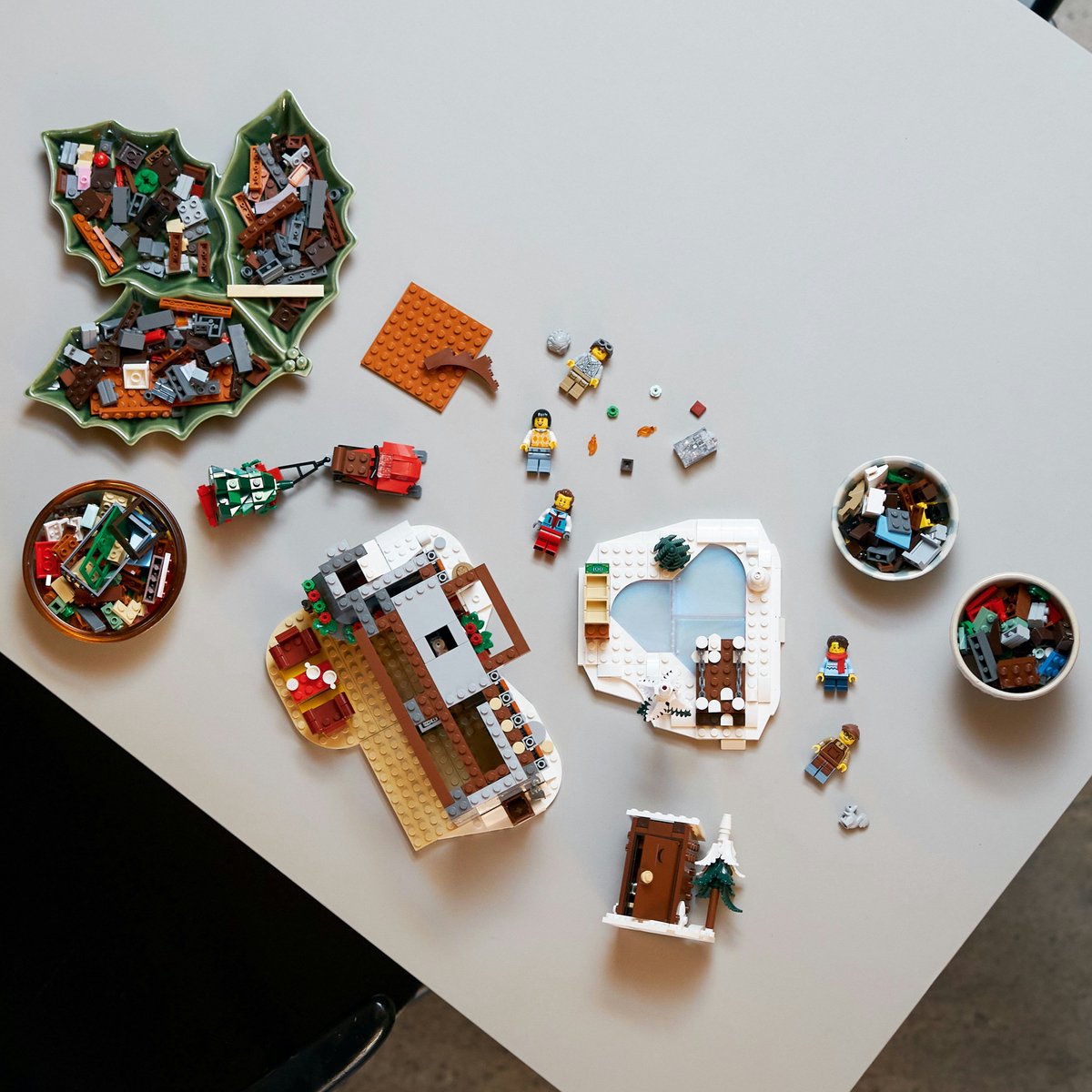 LEGO Ski Chalet - Alpine Lodge 10325