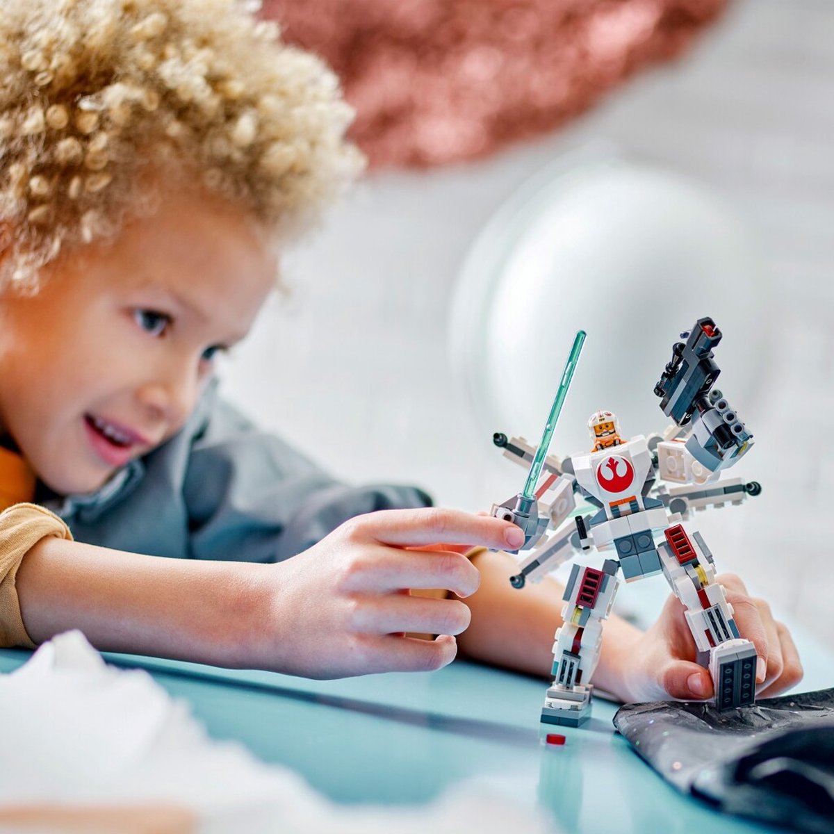 LEGO Star Wars Luke Skywalker X-wing Mech - 75390