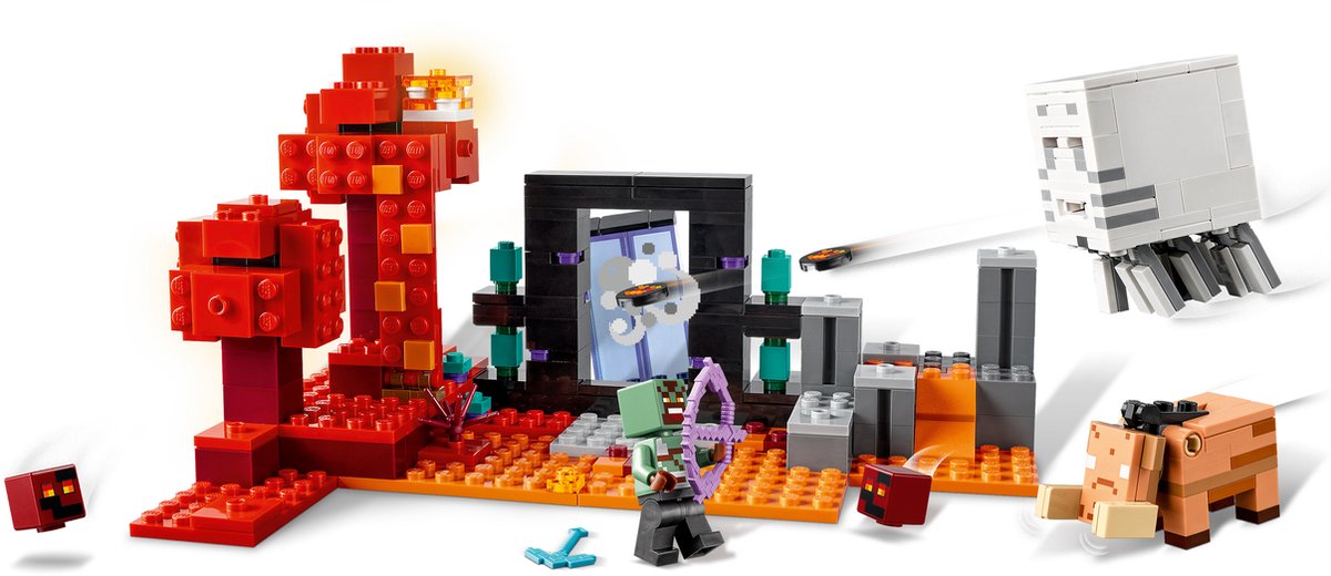 LEGO Minecraft Avontuur bij de Netherpoort - 21255