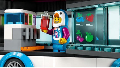 LEGO City IJscokar van de Pinguïn - 60384