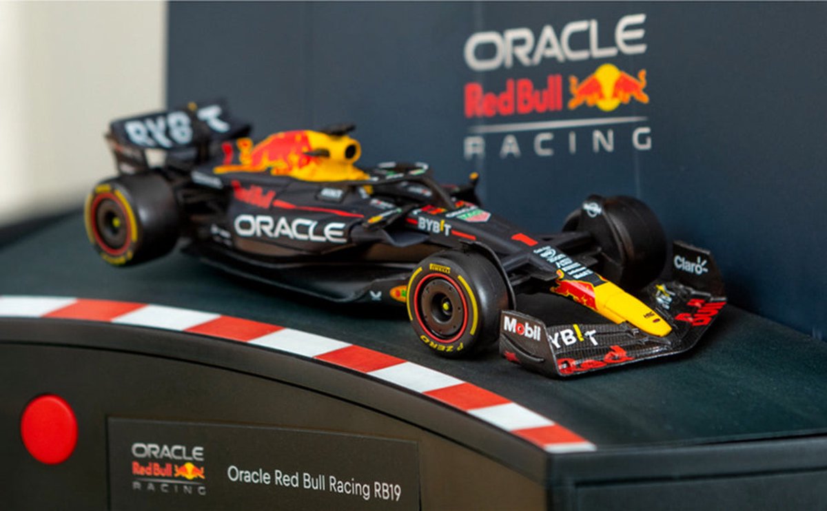 Franzis 1:43 Oracle Red Bull Racing RB19 F1 Adventskalender