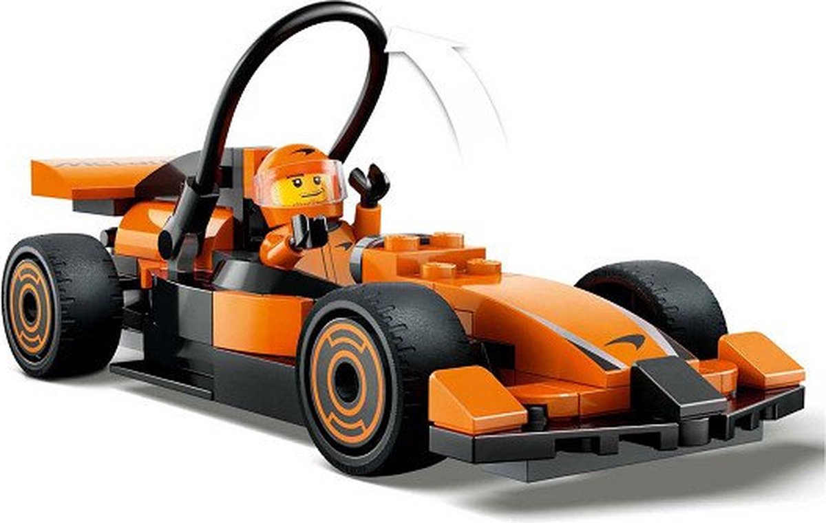 LEGO City McLaren F1 Racewagen met Piloot - 60442