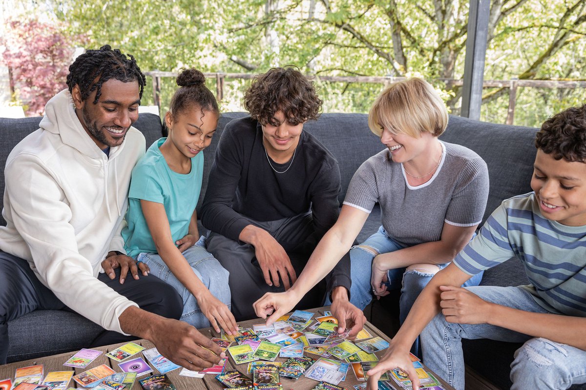 Pokémon TCG Scarlet & Violet Twilight Masquerade Elite Trainer Box