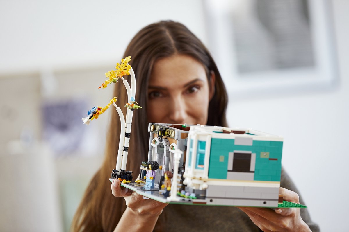 LEGO Creator Expert De Boekwinkel - 10270