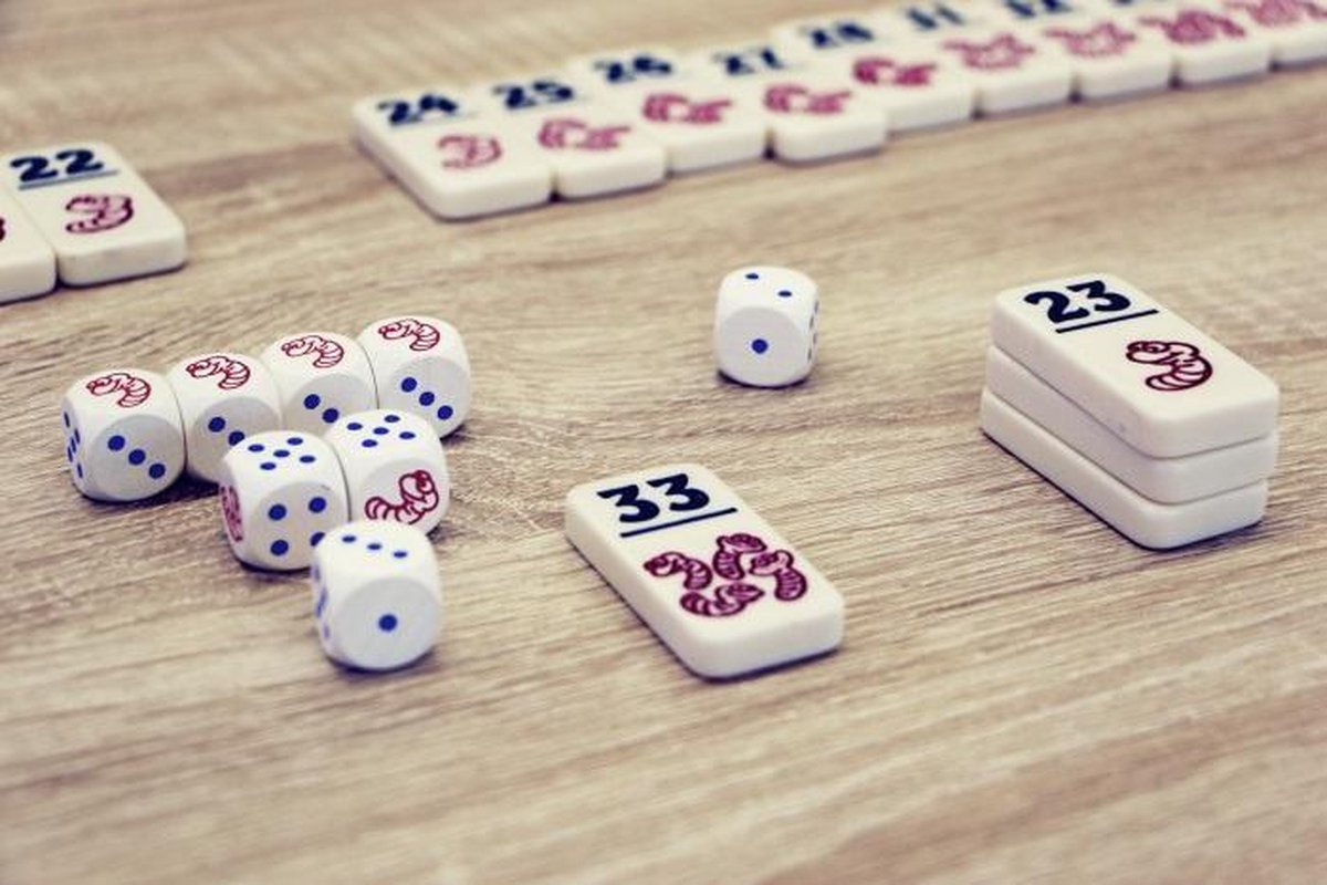 999 Games Regenwormen Tactisch Tegelspel
