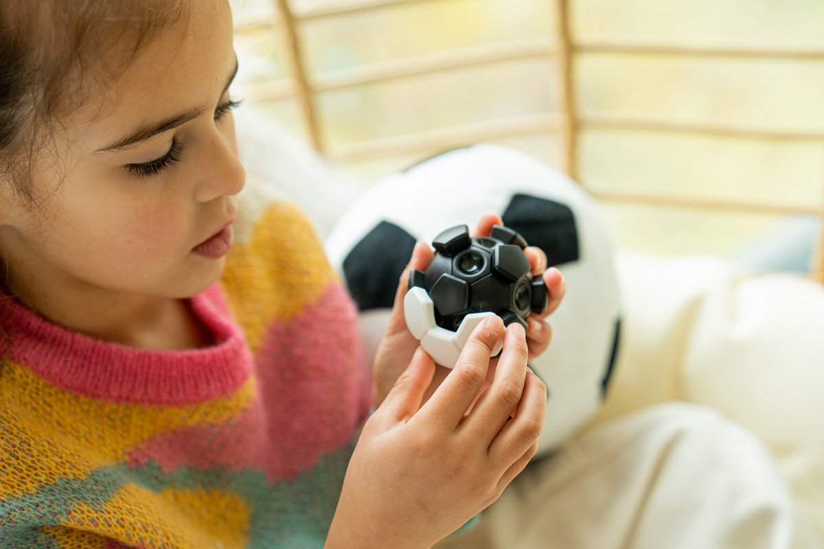 SmartGames - Plug & Play Bal voor Direct Plezier