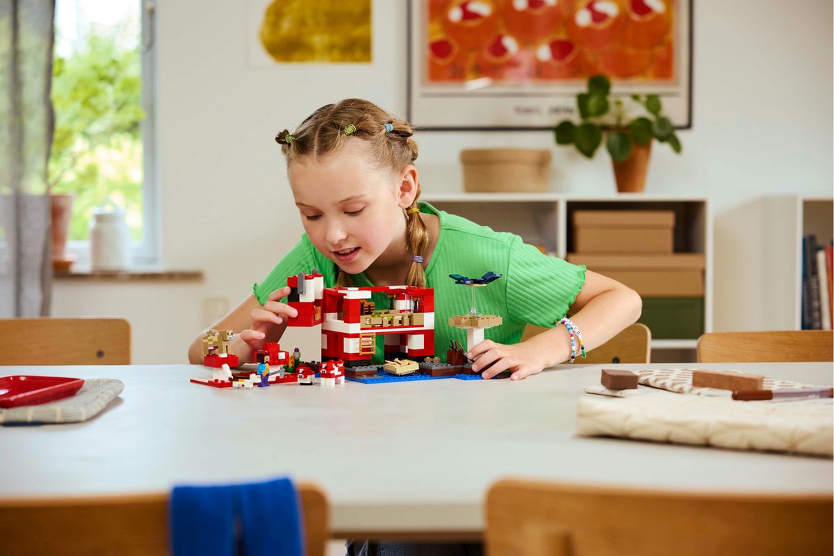 LEGO Minecraft De Champi-Mooshuis Avonturen - 21270