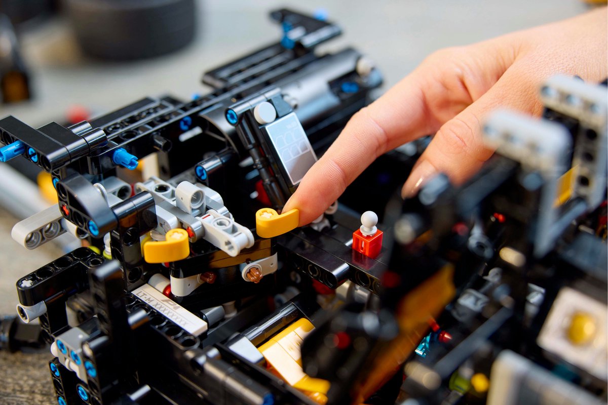 LEGO Technic McLaren P1™ Hypercar Bouwset - 42172