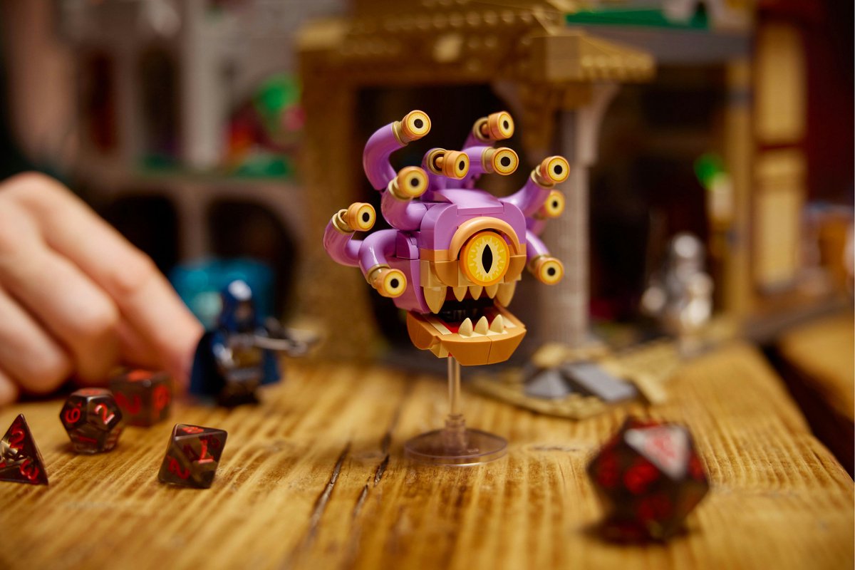 LEGO Ideas Dungeons & Dragons Rode Draak Avontuur - 21348