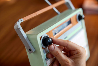 LEGO Icons Retro Draagbare Radio - 10334