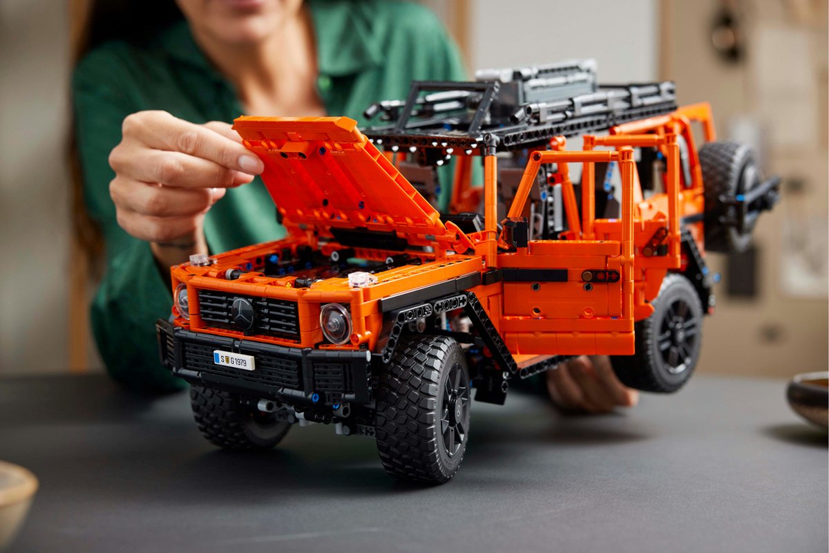 LEGO Technic Mercedes-Benz G 500 4x4 Avonturenvoertuig - 42177