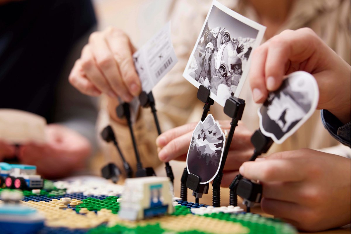 LEGO Holiday Memories Wereldkaart Bouwset - 41838