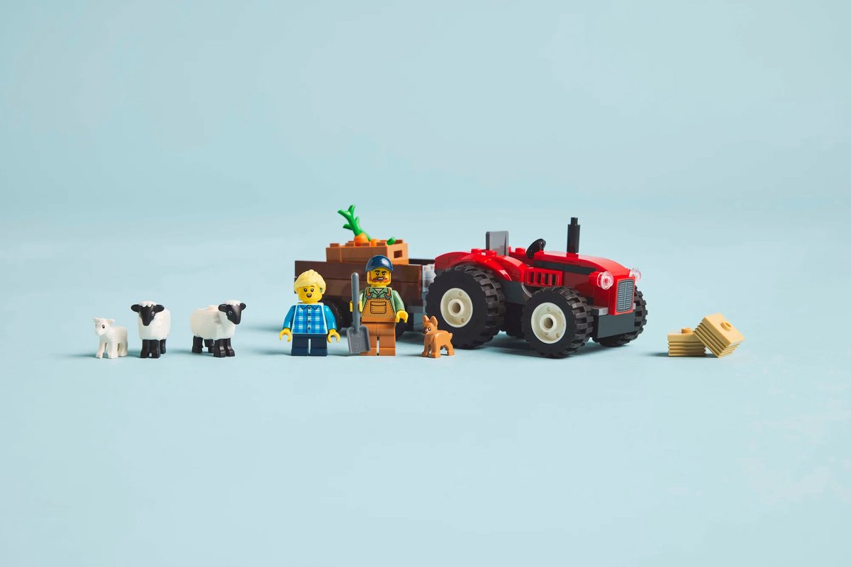 LEGO City Rode Tractor met Aanhanger en Schaap - 60461