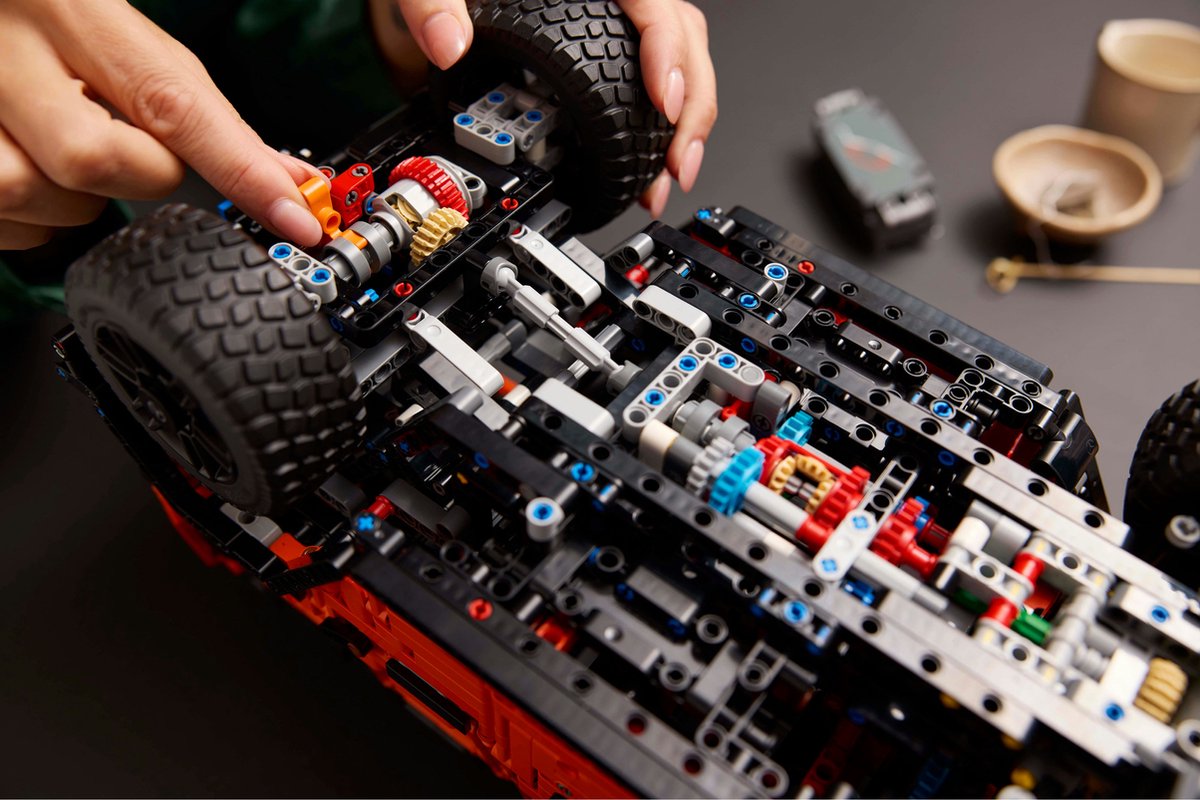 LEGO Technic Mercedes-Benz G 500 4x4 Avonturenvoertuig - 42177