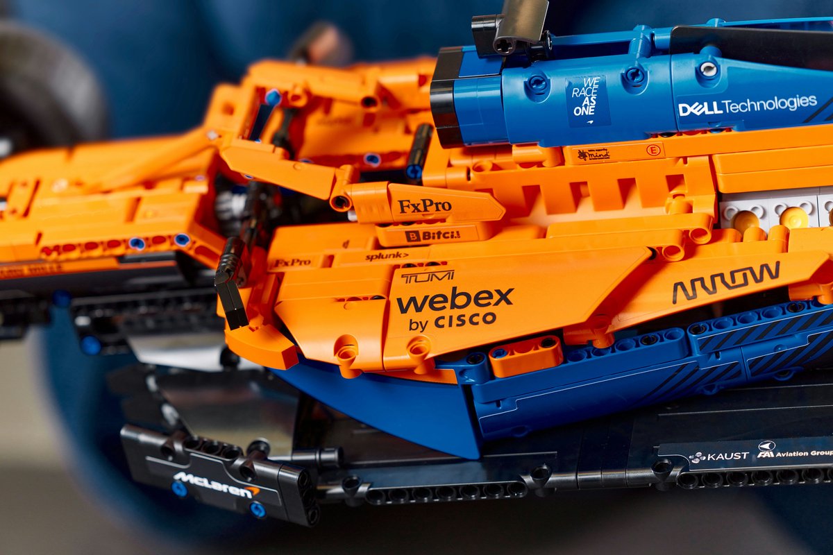 LEGO Technic McLaren F1 Racewagen - 42141