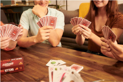 Exploding Kittens - Hilarisch Kaartspel voor het Hele Gezin